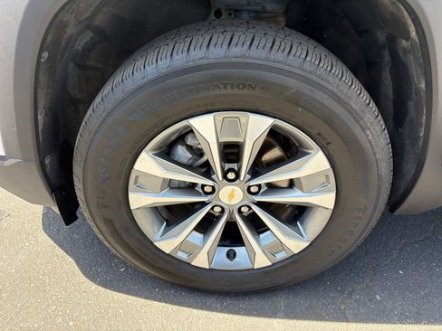 Used 2025 Chevrolet Equinox LT FWD image 31