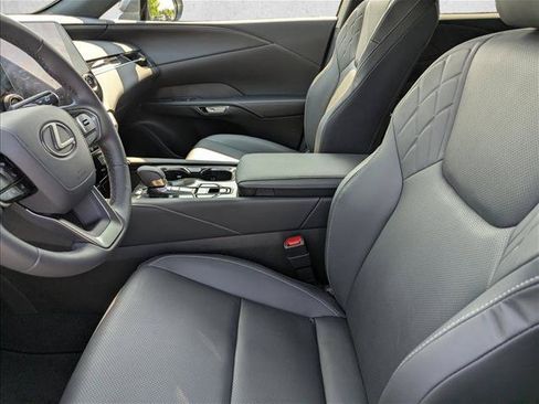 Used 2025 Lexus RX 350 FWD w/ Technology Package image 21