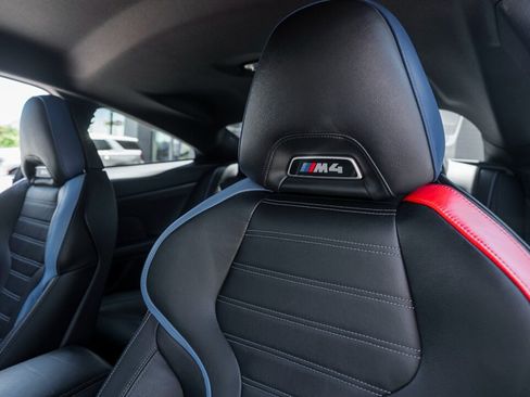 Used 2021 BMW M4 Competition w/ Executive Package RWD image 28