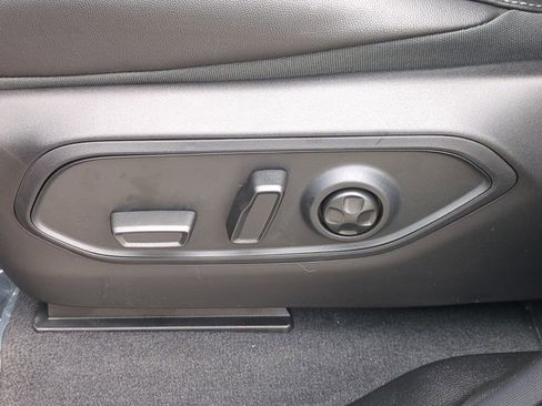 New 2026 Jeep Grand Cherokee Limited RWD image 21