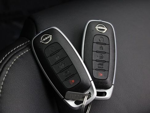 Certified 2026 Nissan Rogue SL AWD/4WD image 32