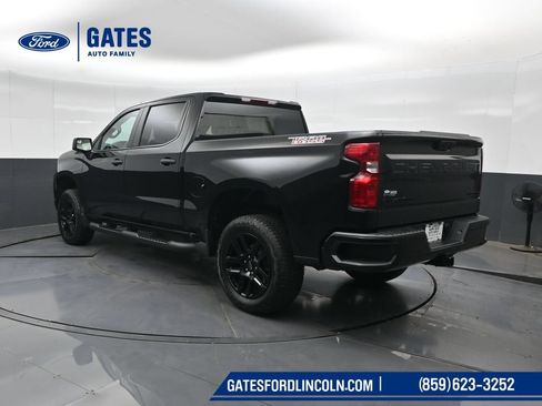 Used 2025 Chevrolet Silverado 1500 Custom Trail Boss w/ Turbomax Blackout Package AWD/4WD image 8
