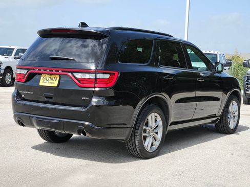 Used 2024 Dodge Durango GT AWD/4WD image 3