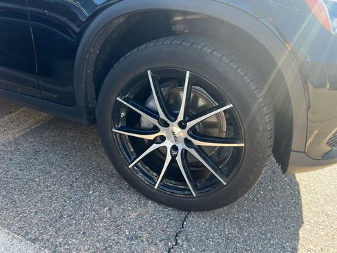 Used 2017 Mercedes-Benz GLC 300 4MATIC image 4