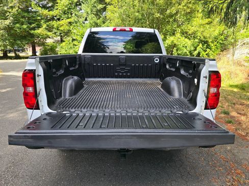 Used 2016 Chevrolet Silverado 1500 LT w/ Trailering Package AWD/4WD image 4