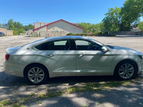 Used 2016 Chevrolet Impala LT w/ Convenience Package FWD image 6