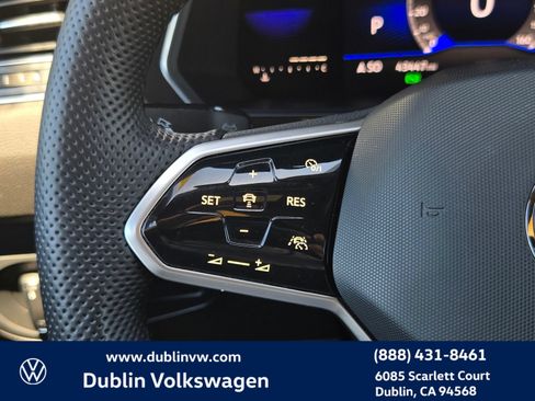 Used 2022 Volkswagen Tiguan SE R-Line AWD/4WD image 20