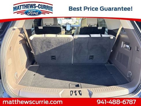 Certified 2023 Ford Explorer Platinum w/ Technology Package image 14