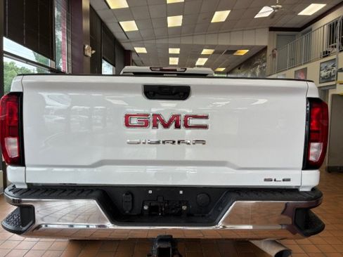 Used 2023 GMC Sierra 3500 SLE w/ SLE Convenience Package AWD/4WD image 10