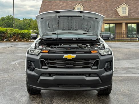 Used 2024 Chevrolet Colorado W/T w/ WT Convenience Package II RWD image 32
