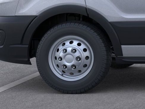 New 2026 Ford Transit 250 148 Medium Roof Extended AWD image 19