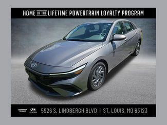 Used 2024 Hyundai Elantra SEL FWD video 1