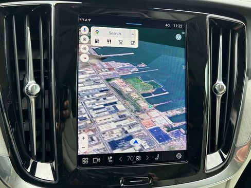 Certified 2025 Volvo V60 B5 Cross Country Plus image 26