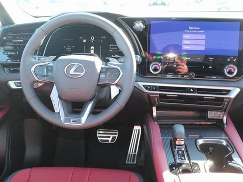 Certified 2026 Lexus RX 500h F Sport w/ Appearance Package AWD/4WD image 11