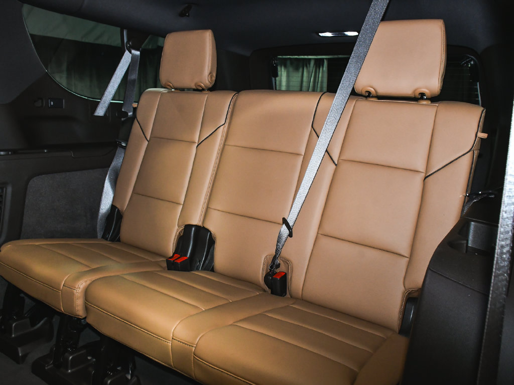Used 2026 Cadillac Escalade ESV Luxury w/ LPO, Radiant Package AWD/4WD image 56