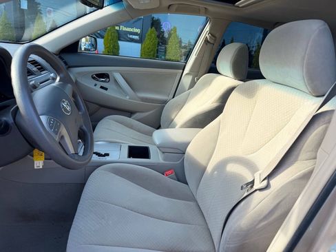 Used 2008 Toyota Camry LE FWD image 7