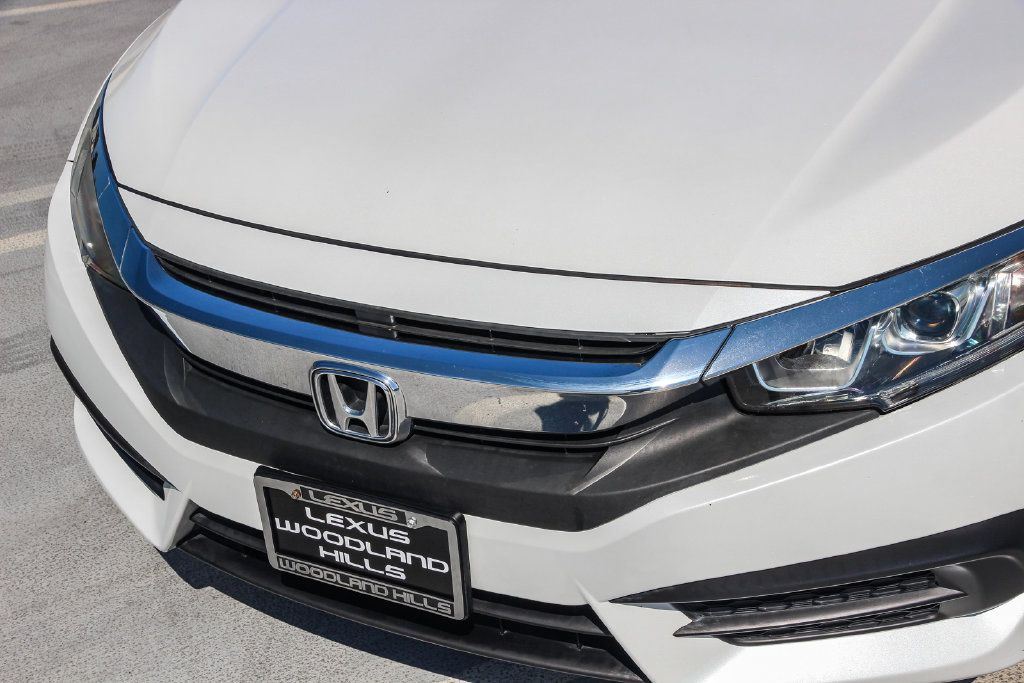Used 2017 Honda Civic EX image 9