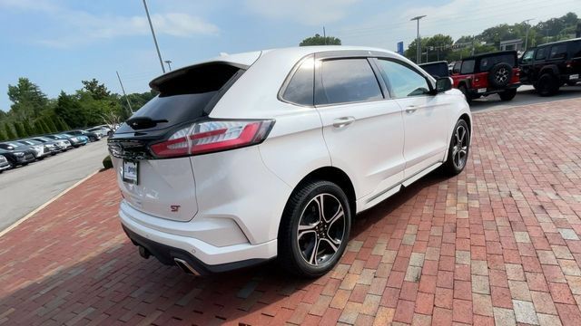 Used 2019 Ford Edge ST w/ Cold Weather Package AWD/4WD image 9