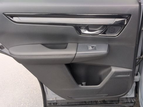 Used 2025 Honda CR-V EX-L image 37