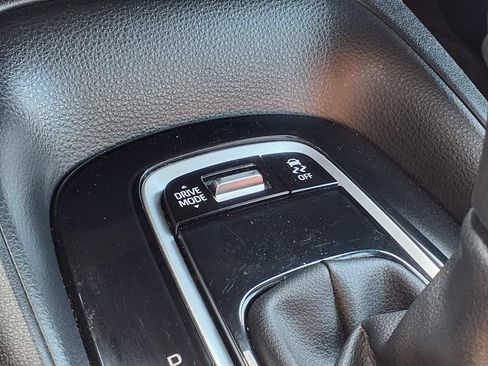 Certified 2023 Toyota Corolla SE FWD image 22