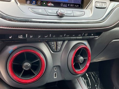 Used 2022 Chevrolet Blazer RS image 21