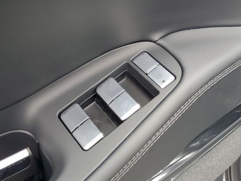 New 2026 Lincoln Navigator Reserve AWD/4WD image 10