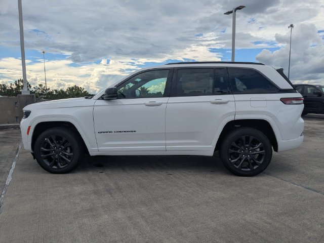 New 2026 Jeep Grand Cherokee Limited AWD/4WD image 7