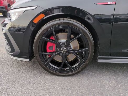 Used 2024 Volkswagen GTI SE w/ SE Leather Seats Package image 10