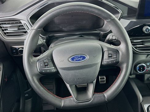 Used 2024 Ford Escape ST-Line image 18