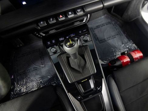 Certified 2022 Porsche 911 GT3 RWD image 32