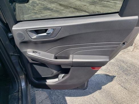 Used 2021 Ford Escape SEL w/ Technology Package image 15