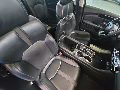Used 2023 Honda Pilot Touring image 29