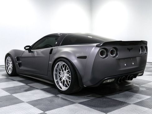 Used 2008 Chevrolet Corvette Coupe RWD image 5