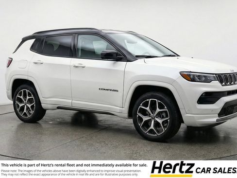 Used 2025 Jeep Compass Limited AWD/4WD image 1