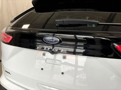 Used 2023 Ford Edge SEL AWD/4WD image 28