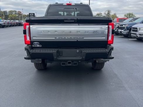 Used 2024 Ford F250 Platinum image 6