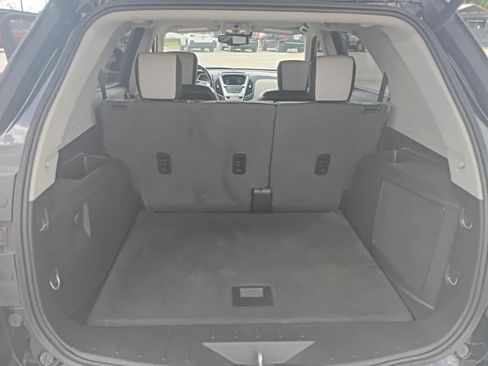 Used 2017 Chevrolet Equinox Premier w/ Enhanced Convenience Package AWD/4WD image 17