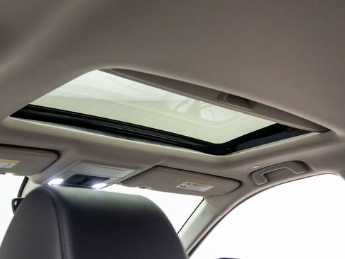 Used 2024 Honda CR-V EX-L image 17