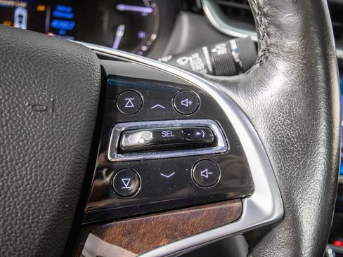 Used 2017 Cadillac XTS Luxury image 21