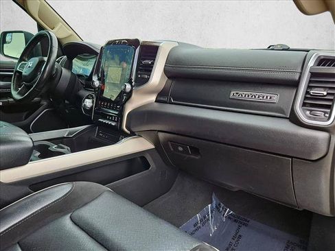 Used 2019 RAM 1500 Laramie AWD/4WD image 20
