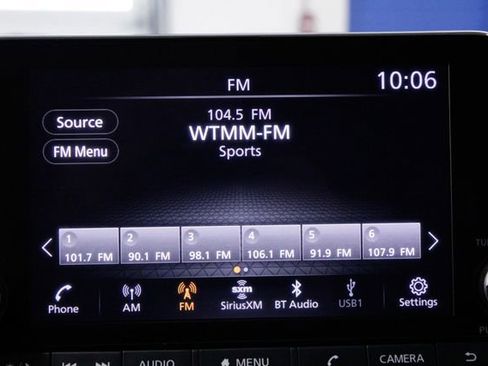 Used 2023 Nissan Rogue S image 29