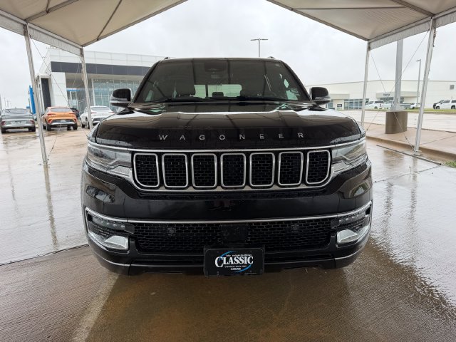 Used 2022 Jeep Wagoneer Series III AWD/4WD image 9