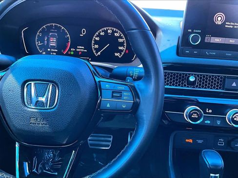 Used 2024 Honda Civic Sport image 25