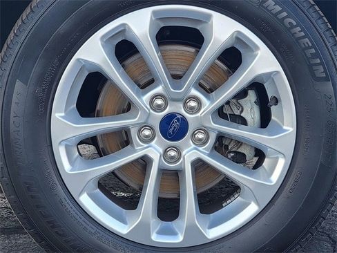 Certified 2022 Ford Escape SE w/ Convenience Package image 17