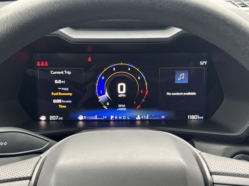 Used 2025 Chevrolet Colorado W/T w/ WT Custom Package image 17