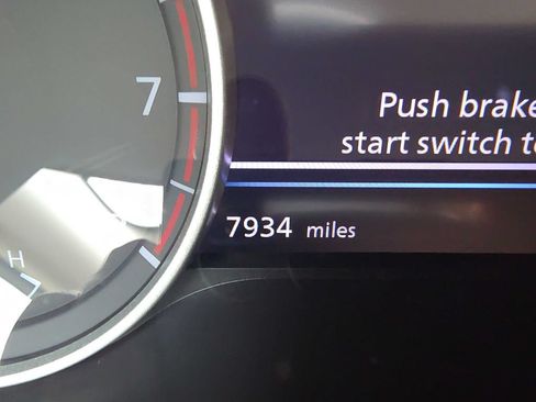 Used 2025 Nissan Sentra SV w/ All-Weather Package FWD image 13