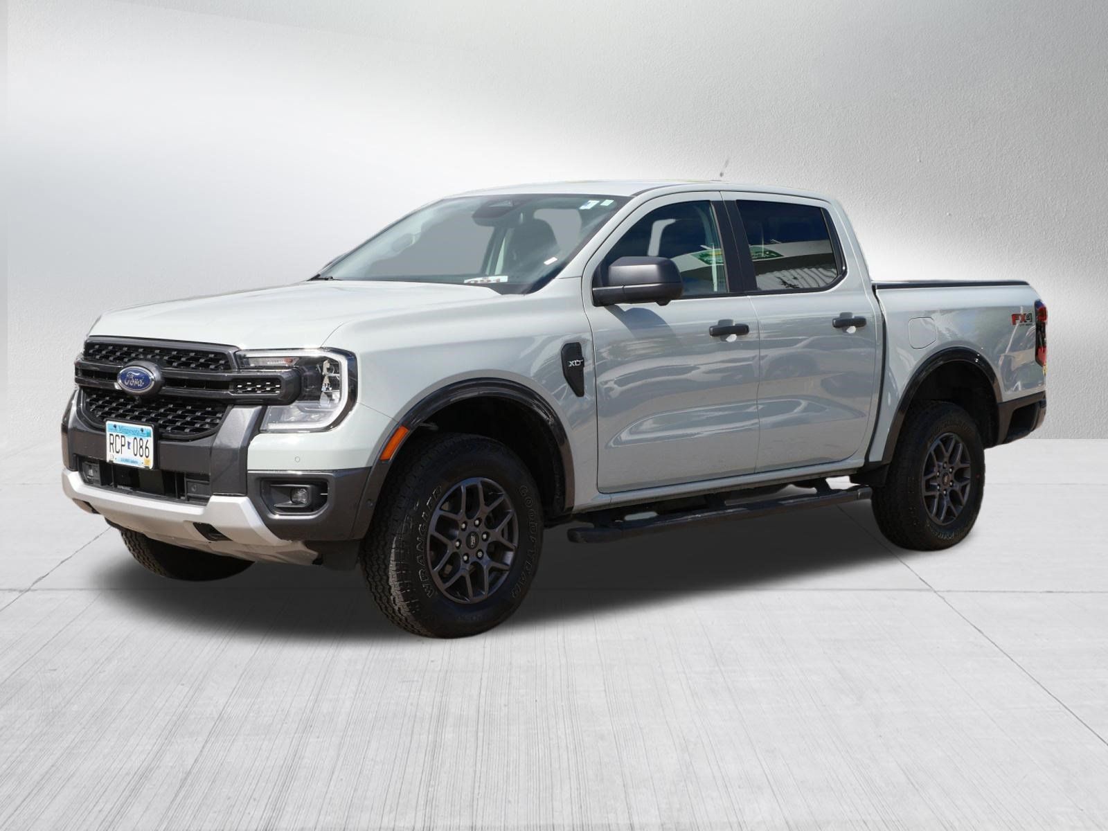 Used 2024 Ford Ranger XLT AWD/4WD image 3
