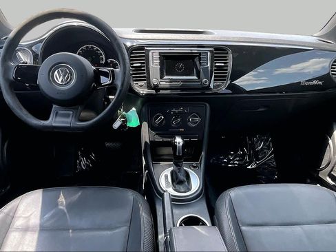 Used 2016 Volkswagen Beetle 1.8T FWD image 16