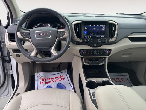 Used 2022 GMC Terrain Denali w/ LPO, Floor Liner Package image 10