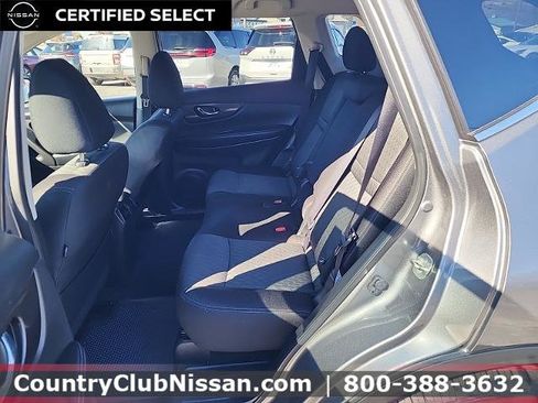 Certified 2019 Nissan Rogue SV w/ Sun & Sound Touring Package image 26